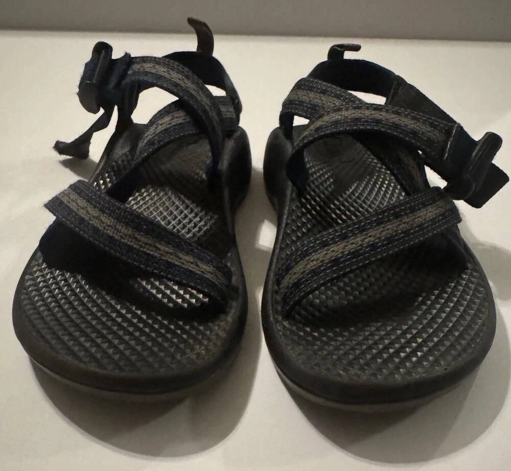 Chaco Kids Z/1 EcoTread Sandals Youth Size 2 Black Gray Adjustable Straps